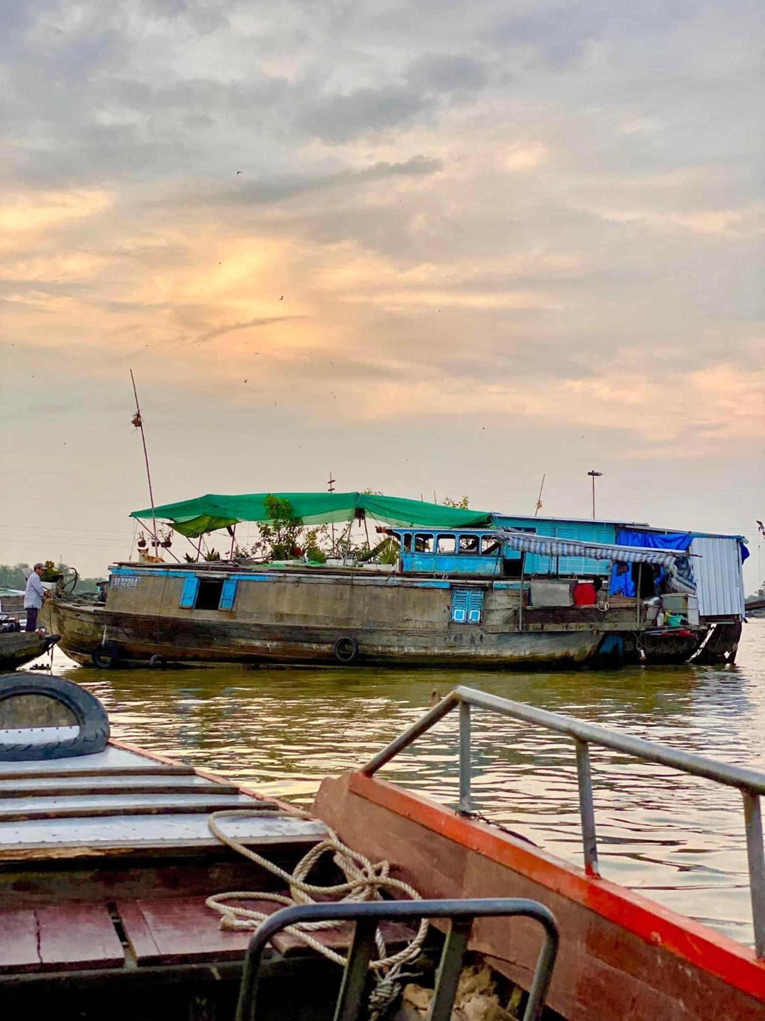 Hometravel Mekong Can Tho Esterno foto